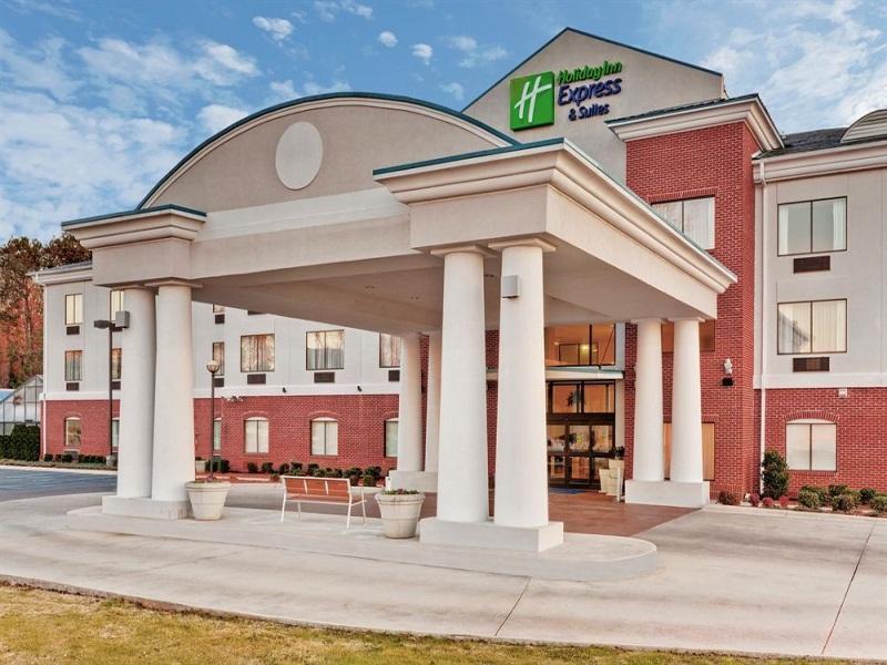 La Quinta Inn & Suites By Wyndham Meridian Exterior photo